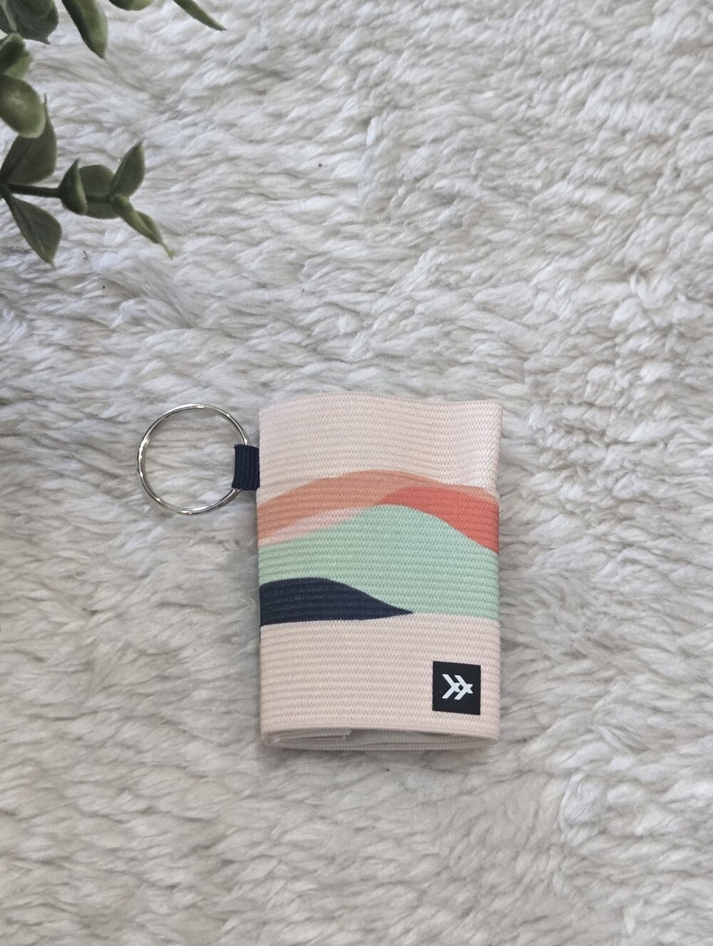 Thread Wallets Emmeline Wave Elastic Minimalist Utility Card Holder Key Ring